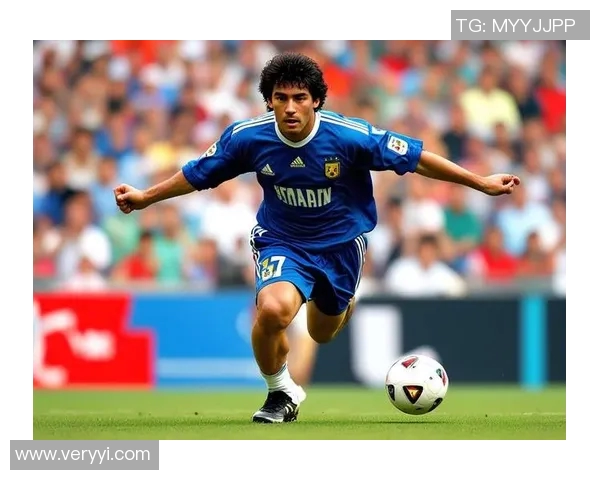 从绿茵场到战场足球明星化身将军的传奇故事